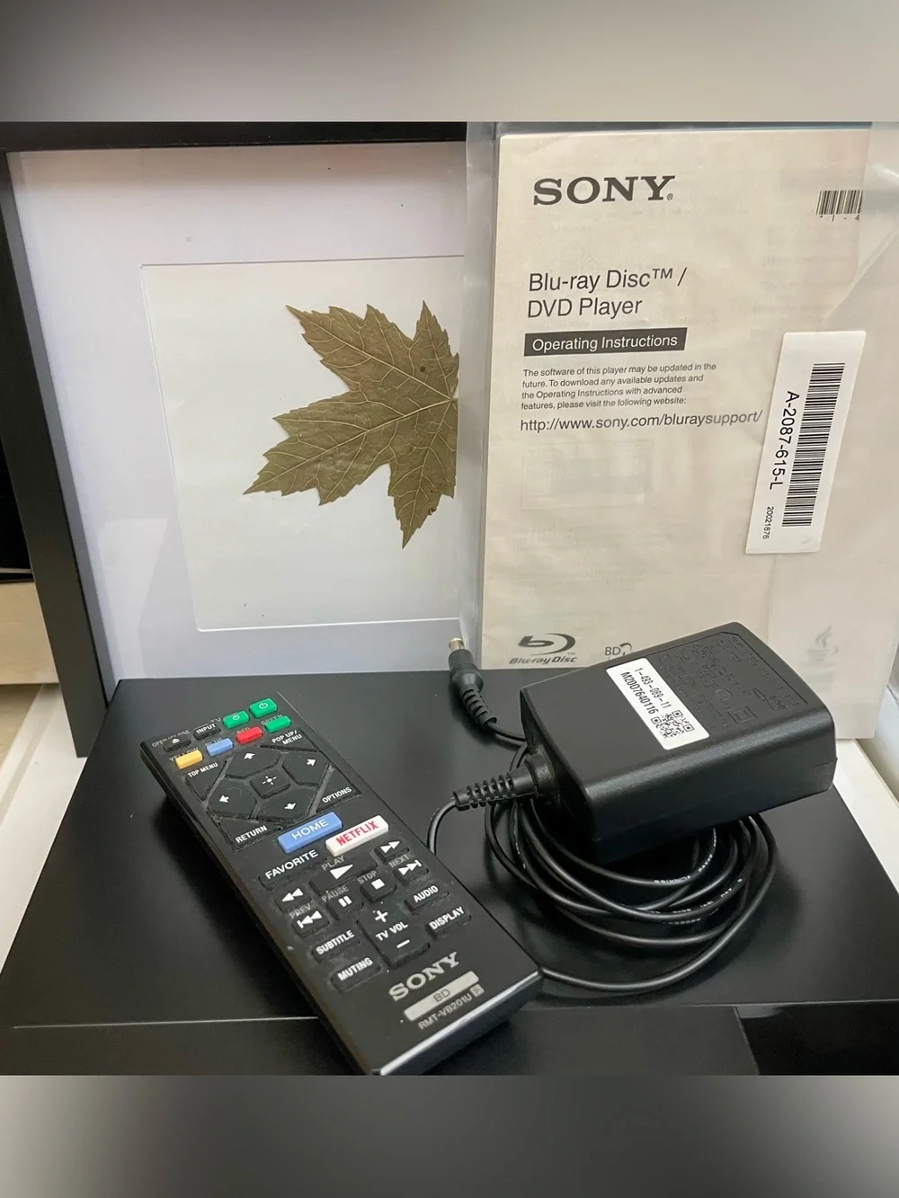 Sony BDP-S3700 Blu-Ray Disc DVD Player Cord & Remote Tested Works